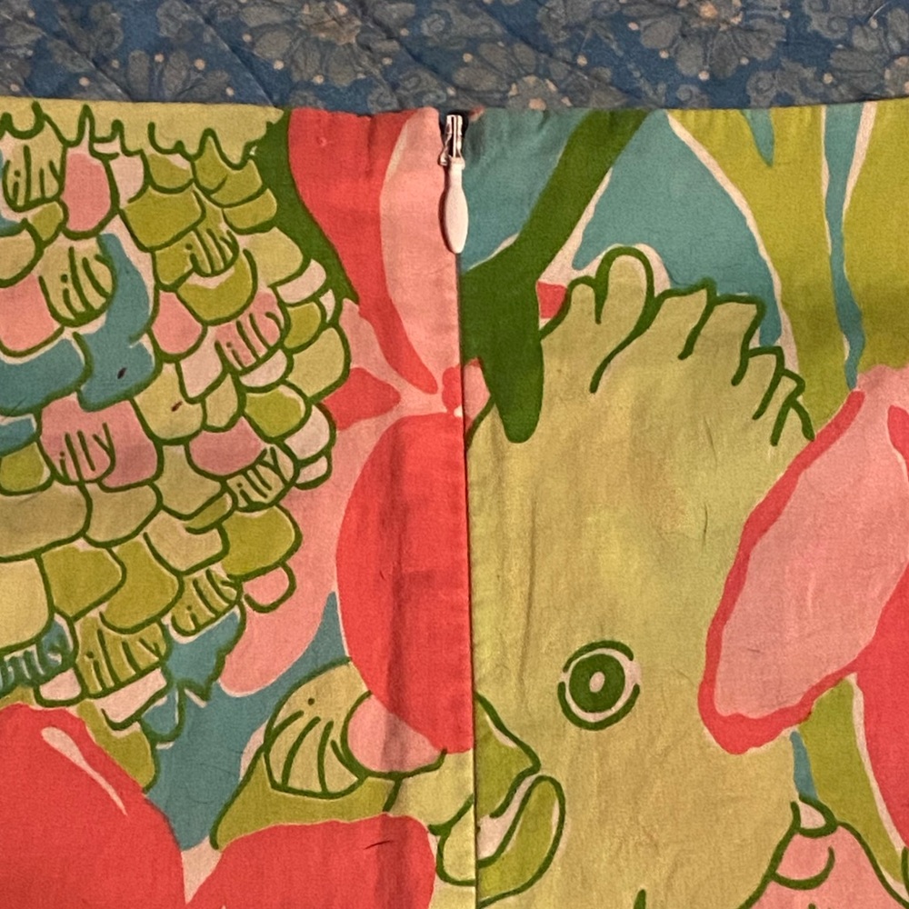 Like new Lily Pulitzer skort,neon pink,green,blue tropical floral/parrot print,2 - Picture 6 of 8